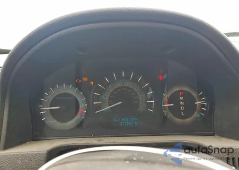 2010 Mercury Milan z USA, uszkodzony, nr VIN 3MEHM0HA3AR623956